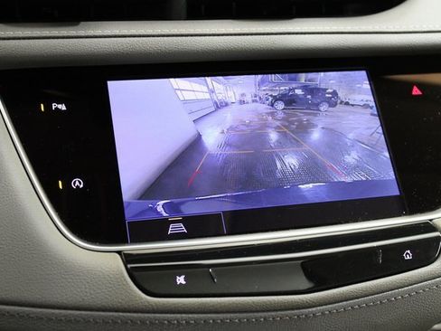 Certified 2023 Cadillac XT5 Premium Luxury image 16