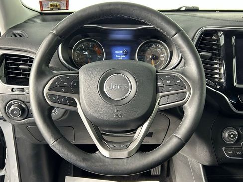 Used 2019 Jeep Cherokee Limited AWD/4WD image 25