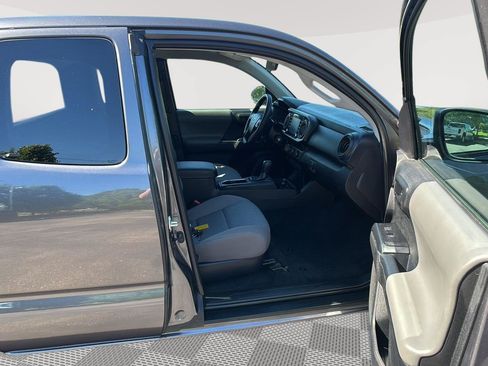 Used 2021 Toyota Tacoma SR RWD image 16