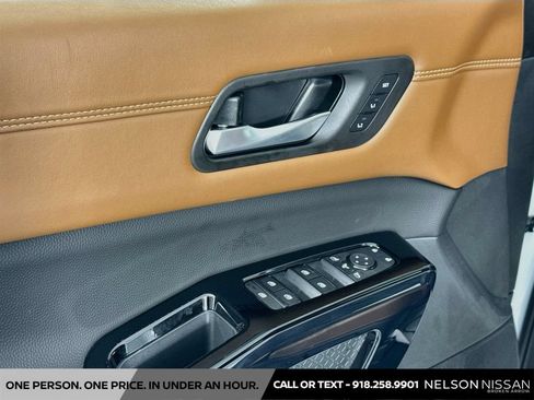 Certified 2026 Nissan Pathfinder Platinum w/ Cargo Package AWD/4WD image 17