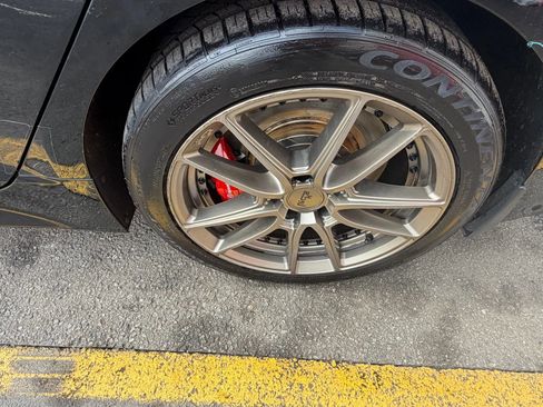 Used 2019 Kia Stinger GT2 image 9