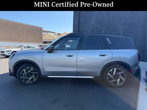 Used 2025 MINI Cooper Countryman SE AWD/4WD image 2
