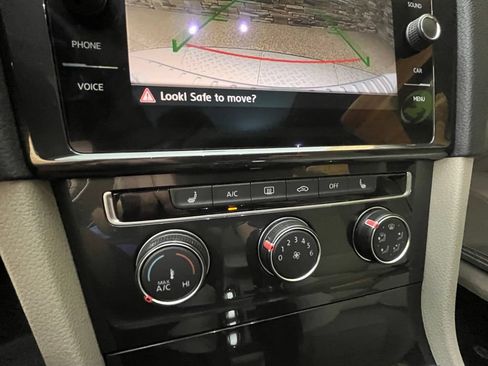 Used 2019 Volkswagen Golf Alltrack SE AWD/4WD image 52