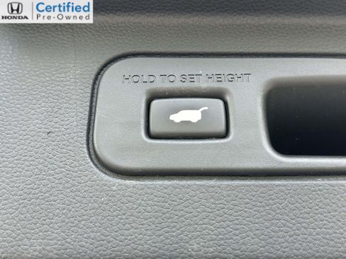 Certified 2023 Honda Pilot EX-L image 9