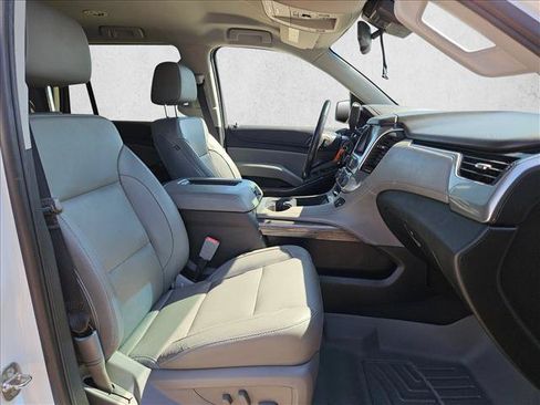 Used 2019 Chevrolet Tahoe LT AWD/4WD image 21