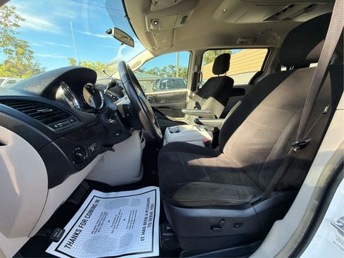 Used 2012 Dodge Grand Caravan Crew image 12
