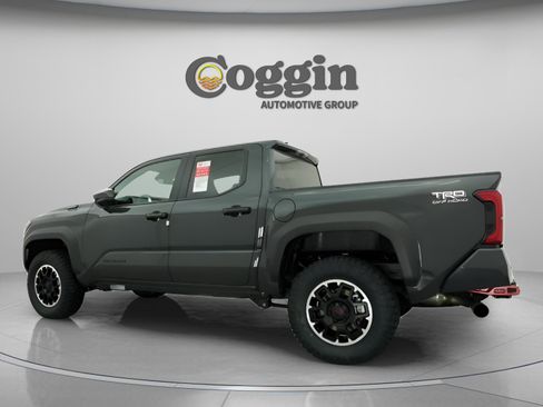 New 2026 Toyota Tacoma TRD Off-Road AWD/4WD image 7