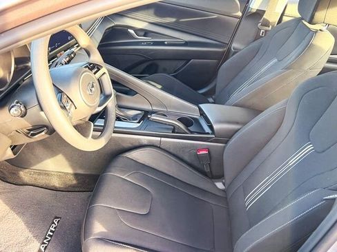 Certified 2023 Hyundai Elantra SEL image 13