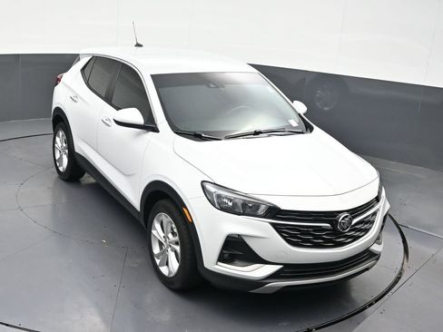 Used 2023 Buick Encore GX Preferred w/ Cold Weather Comfort Package FWD image 23