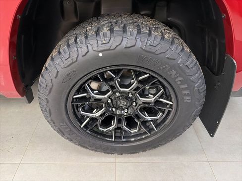 New 2026 RAM 1500 Laramie AWD/4WD image 7