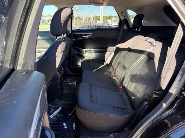Used 2018 Ford Edge SEL FWD image 11