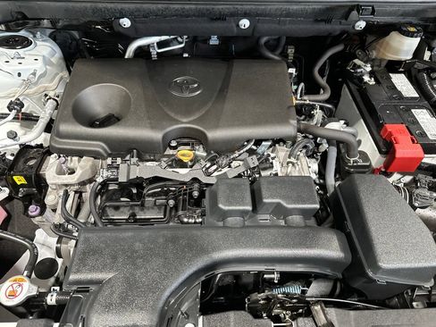 Used 2022 Toyota RAV4 XLE Premium FWD image 21