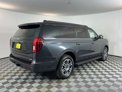 New 2025 Ford Expedition Max Active image 4