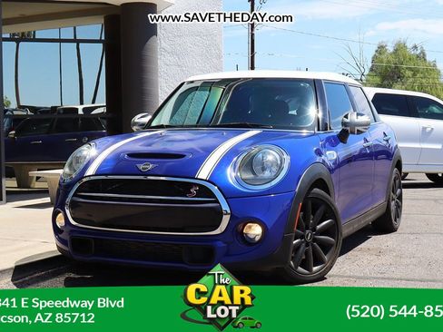 Used 2019 MINI Cooper S FWD image 1