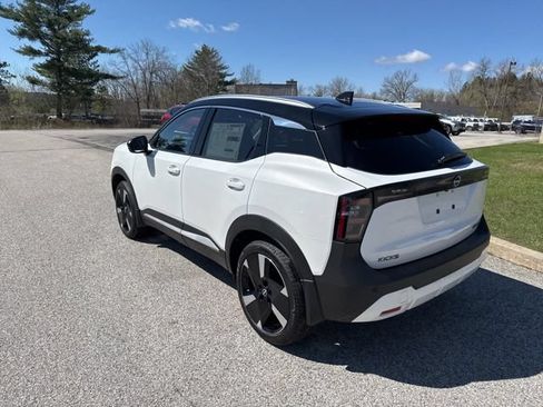 New 2026 Nissan Kicks SR w/ SR Premium Package AWD/4WD image 33