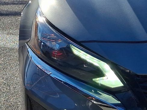 Used 2023 Nissan Altima 2.5 SL image 11