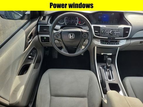 Used 2015 Honda Accord LX image 9