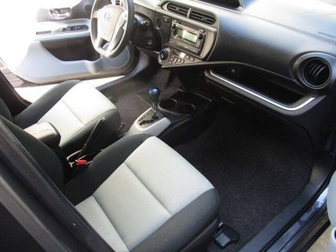 Used 2014 Toyota Prius C Two w/ Preferred Accessory Package FWD image 8
