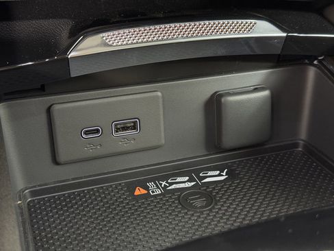 New 2025 Buick Envision Sport Touring image 31