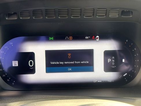 Certified 2023 Volvo XC90 B5 Core w/ Climate Package AWD/4WD image 15