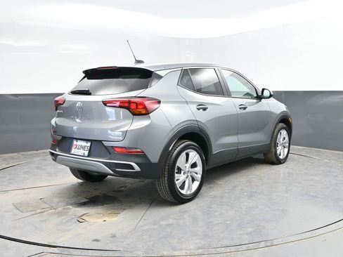 Used 2025 Buick Encore GX Preferred AWD/4WD image 9