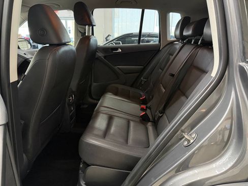 Used 2016 Volkswagen Tiguan S AWD/4WD image 13