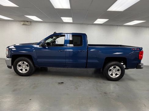 Used 2019 Chevrolet Silverado 1500 LT w/ All Star Edition AWD/4WD image 2