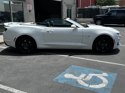 Used 2023 Chevrolet Camaro SS RWD image 11