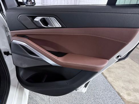 Used 2023 BMW X6 xDrive40i w/ M Sport Package AWD/4WD image 27