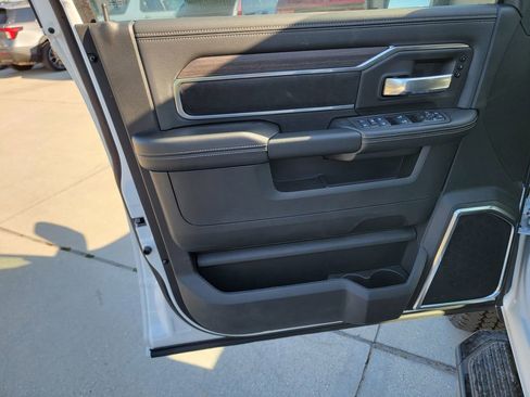 New 2026 RAM 2500 Laramie w/ Night Edition AWD/4WD image 7