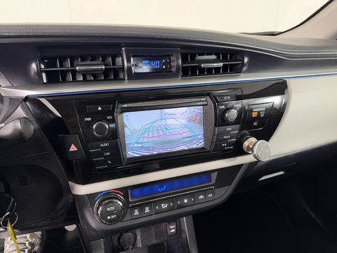 Used 2016 Toyota Corolla LE FWD image 33