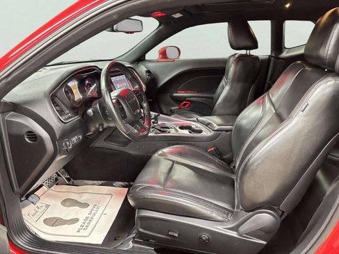 Used 2018 Dodge Challenger SXT Plus RWD image 15