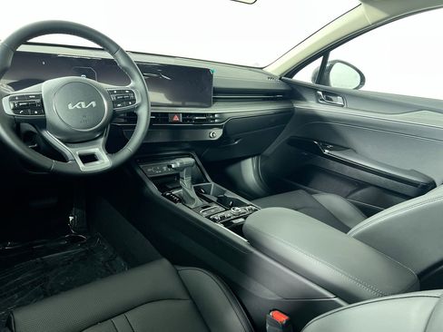 New 2025 Kia K5 EX image 30