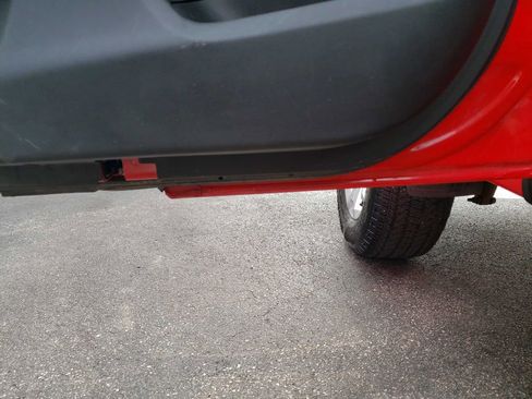 Used 2015 Chevrolet Colorado LT w/ LT Convenience Package image 31