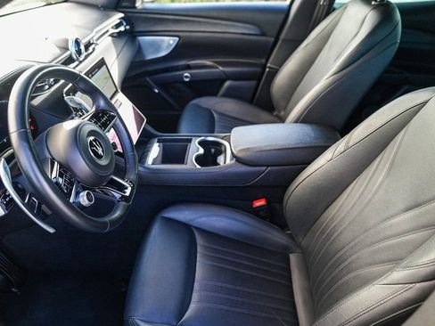 Used 2023 Maserati Grecale Modena image 17