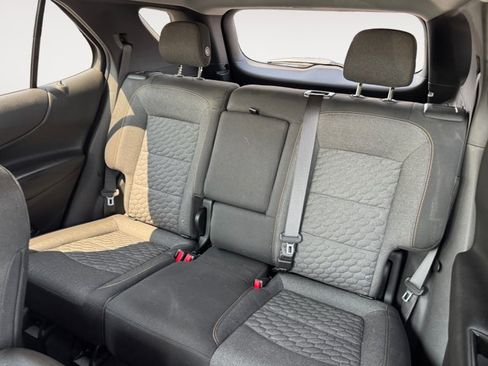 Used 2020 Chevrolet Equinox LT AWD/4WD image 17