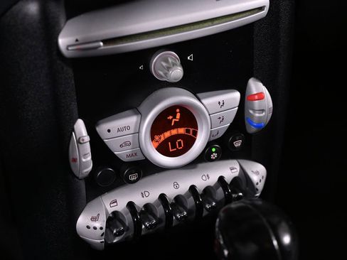 Used 2009 MINI Cooper S image 16