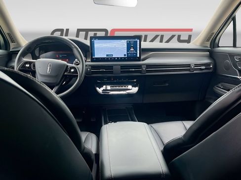Used 2025 Lincoln Corsair Reserve FWD image 22