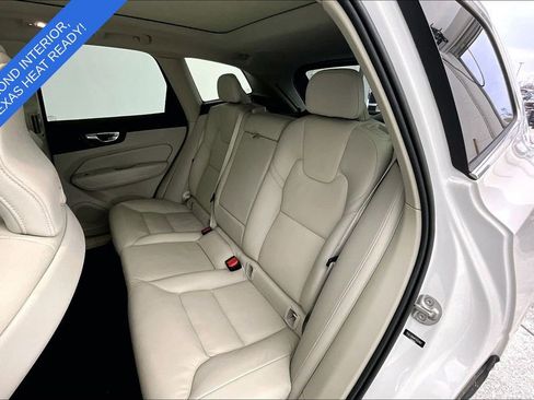 Certified 2023 Volvo XC60 B5 Plus w/ Climate Package AWD/4WD image 35