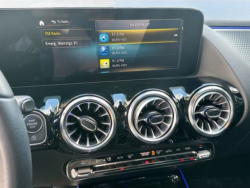 Used 2023 Mercedes-Benz GLA 250 4MATIC image 13