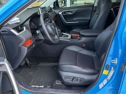Used 2019 Toyota RAV4 Adventure w/ Cold Weather Package AWD/4WD image 10