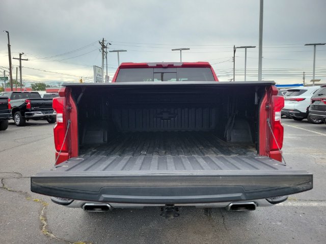 Certified 2022 Chevrolet Silverado 1500 LTZ w/ Technology Package AWD/4WD image 32