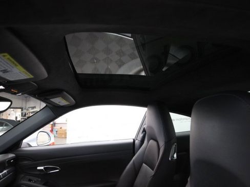 Used 2014 Porsche 911 Carrera 4 w/ Sport Chrono Package image 31