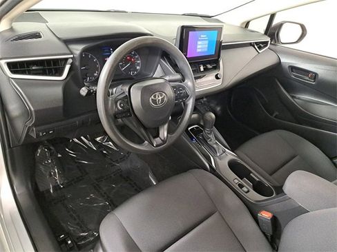 Used 2023 Toyota Corolla LE image 18