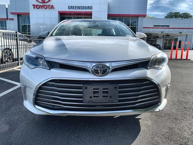 Used 2017 Toyota Avalon XLE w/ Carpet Mat Package FWD image 3