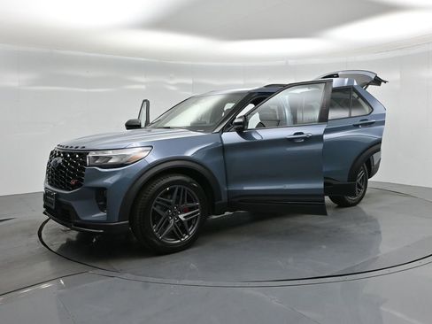 New 2026 Ford Explorer ST w/ Sun And Sound Package image 34