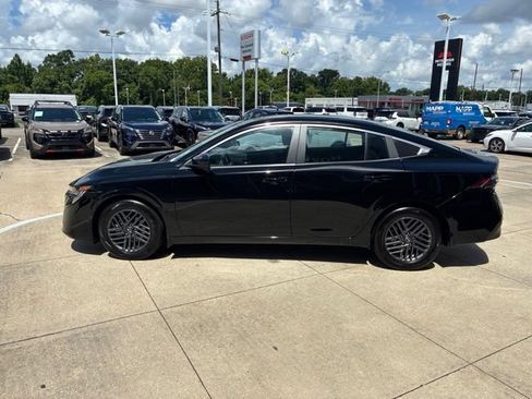 Used 2026 Nissan Sentra SV w/ Floor Mat Package FWD image 4