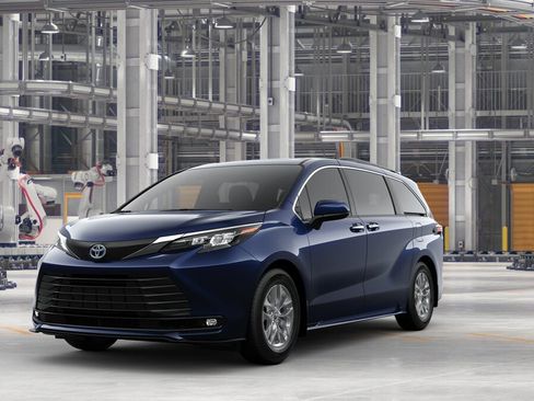 New 2025 Toyota Sienna XLE image 1