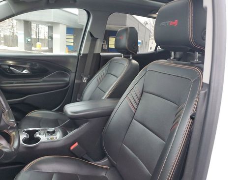 Used 2022 GMC Terrain AT4 w/ Infotainment Package II image 17