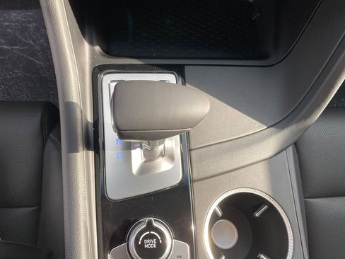 New 2026 Genesis G70 2.5T image 17